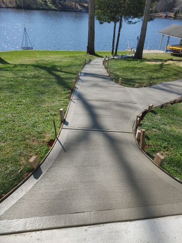 Sidewalk Installation for Phoenix Concrete Services in Zebulon, NC