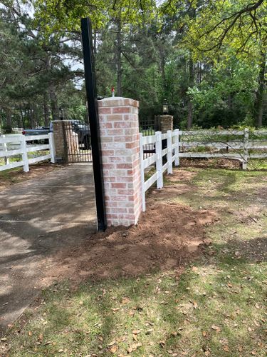 Fence Installation for Kingdom Fence in Houston, TX