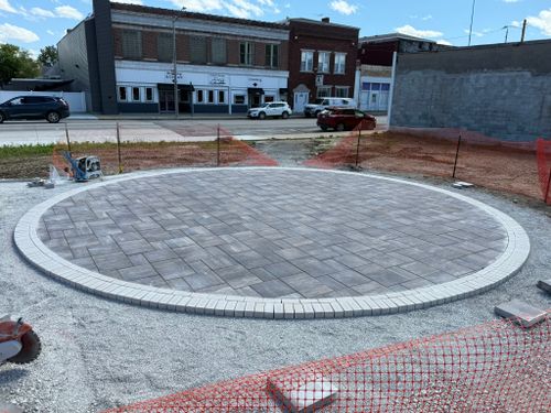 Landscape Installation for Mayfield Landscaping in Staunton, IL