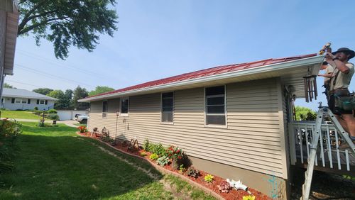 Gutter Maintenance for Bredekamp Seamless Gutters in Jackson County, IA