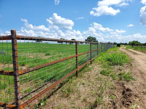 Fences for Rudy's Custom Fence Building in Luling, TX