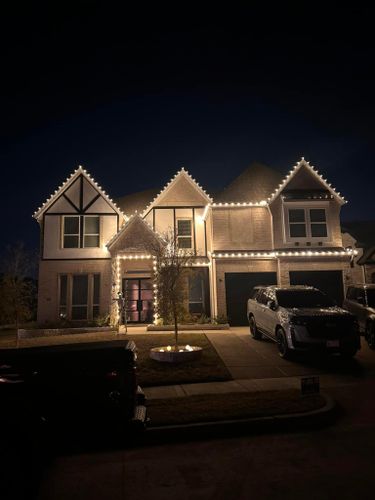  for Mora’s Lawn Services in Crowley,  TX