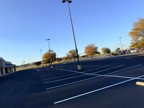 Asphalt Maintenance for Straight Line Striping in Little Rock, AR