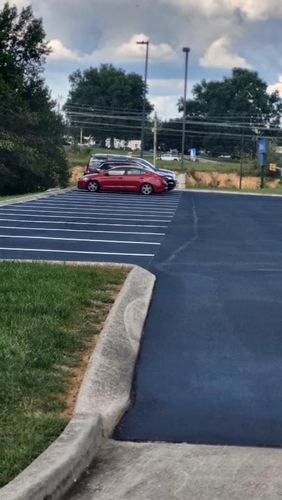  for Absolute Asphalt, Paving & Sealcoating in Lebanon, TN