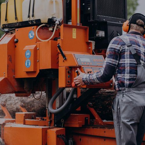  for Oakwood Tree Removal LLC in Oak Creek,  WI