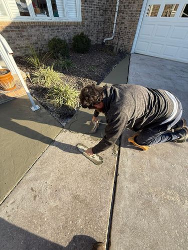 Driveways & Sidewalks for Whitfield Concrete Construction in Solsberry, IN