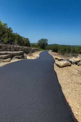 Asphalt paving for KO Excavation LLC in Spring Branch, TX