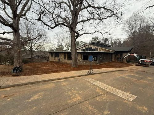 Grading and Bulldozing for Elias Grading and Hauling in Black Mountain, NC