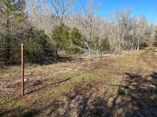  for 5-7 Fencing & Construction in Madisonville, TX