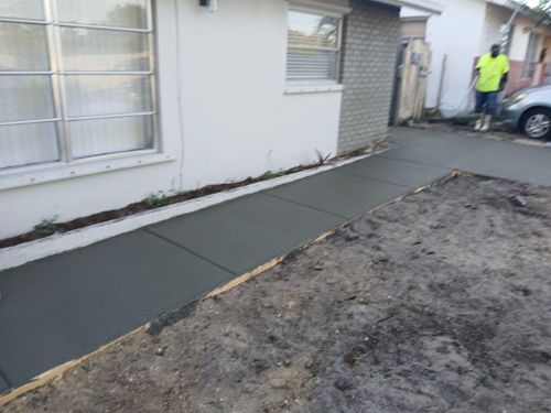 Concrete for Harris Sons Construction in Port Saint Lucie, FL