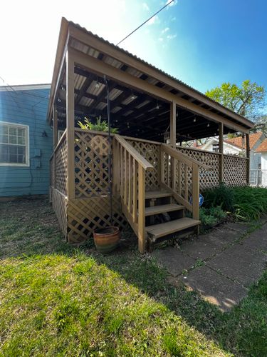 Deck and Fence Staining for Royal Painting  in Topeka, KS