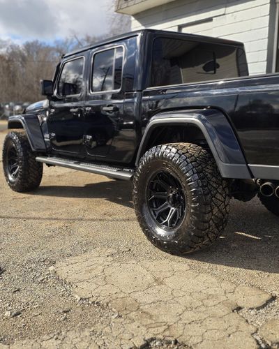 Full Detail Service for Luxury Auto Detail in Peoria, IL