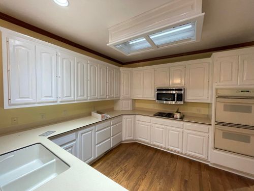 Kitchen and Cabinet Refinishing for H Painting & Renovation Express LLC in Fountain Inn, SC