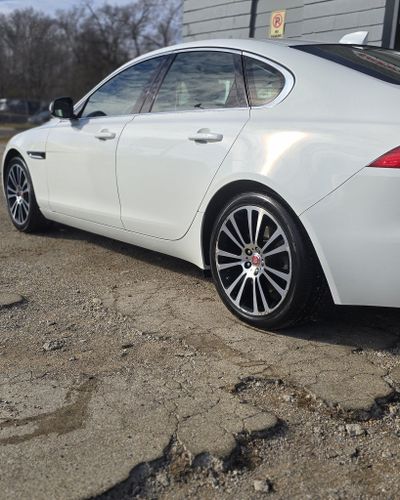 Full Detail Service for Luxury Auto Detail in Peoria, IL