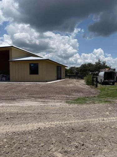  for Dynamik Land Services LLC in Okeechobee, FL