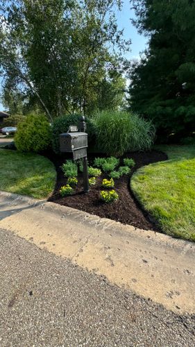 Mulch Installation for Green Stripes LLC in North Canton, OH