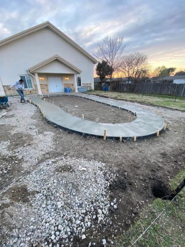 Sidewalk Installation for R&R Innovations Contracting  in Dallas, TX