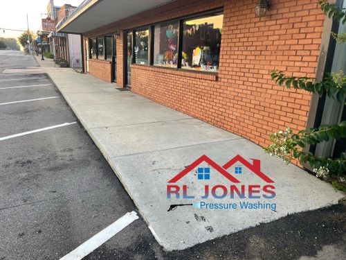 Window Cleaning for RL Jones Pressure Washing  in    Monroeville, AL