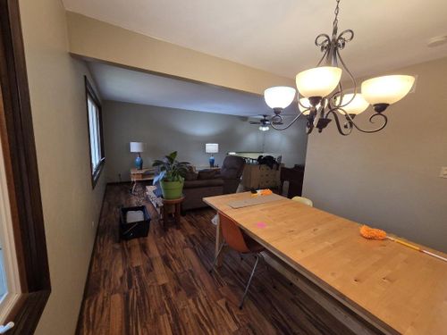  for Mike Paints in Peoria, IL