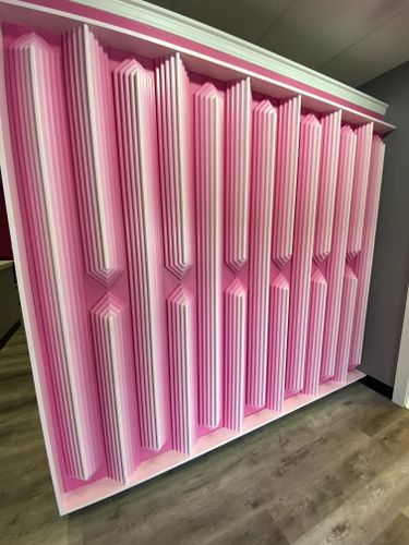 Faux Focal Walls for Full Circle Design in Louisville, OH