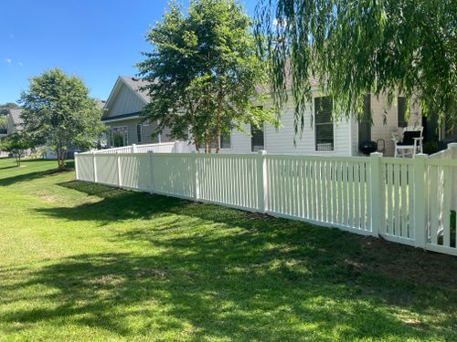 Vinyl Fencing for Sea Level Fence in Virginia Beach, VA