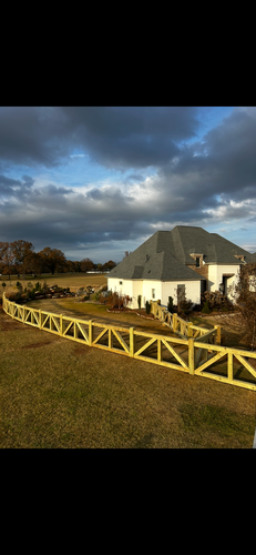 Fencing for Simmons Construction in Starkville, MS