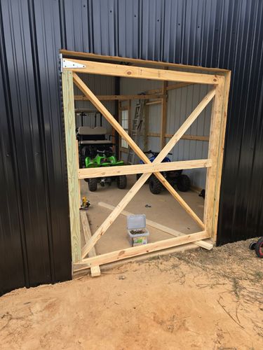 Exterior Painting for T & R Grantham Enterprises in Crestview, FL