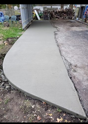 Driveways, Patios, Sidewalks, Firepits for Custom Concrete Enterprises in Springfield, IL