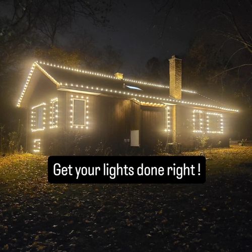 Holiday Lighting for Fence Medic in Arlington Heights, IL
