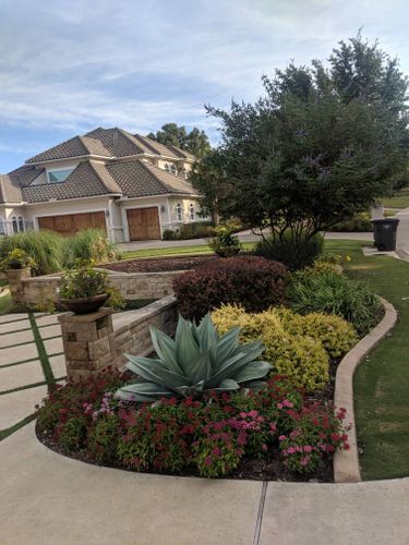 Landscape Design for Mira Vista Landscaping in Everman, TX
