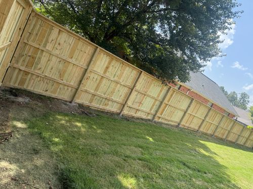 for Pennington Fence Co in Tupelo, MS