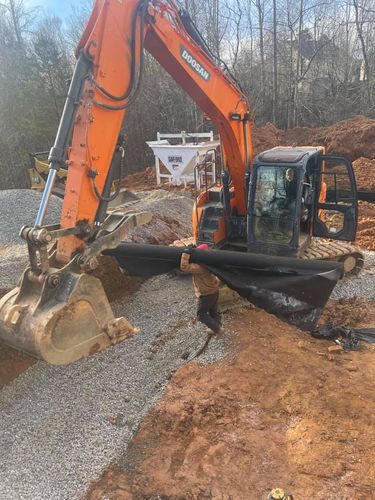  for Fav5 Hauling & Grading in Mount Airy, NC