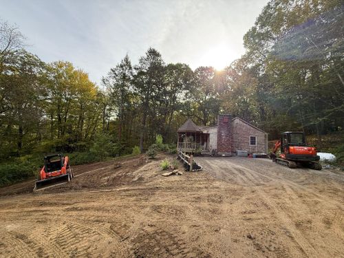 Mulch Installation for Navedo’s Lawn Care in Putnam, CT