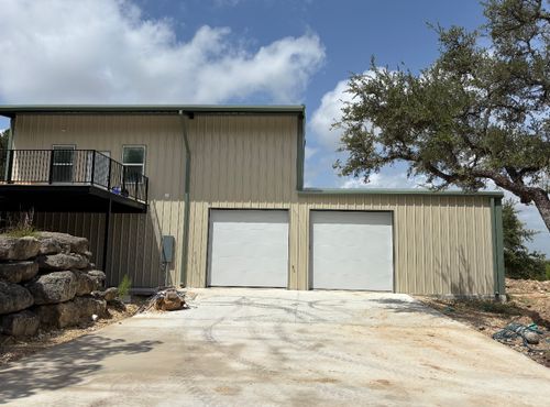 Metal Buildings for C&C Fabrication and Welding LLC in Spring Branch, TX