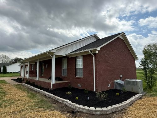  for Gonzales Lawn & Landscapes in Lawrenceburg, TN