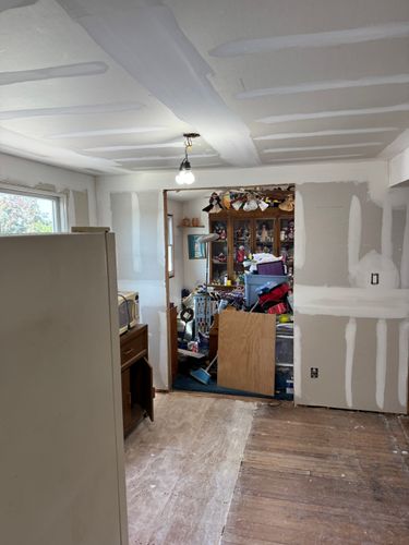  for Make It Right Contracting in East Hampton, NY