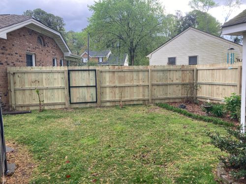 Wood Fencing for Sea Level Fence in Virginia Beach, VA