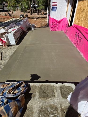 Sidewalk Installation for Diamond Dust Concrete in Show Low, AZ