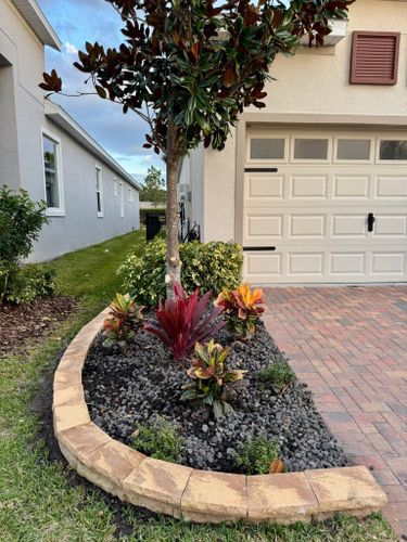 Landscaping for Shoreside Property Services in Apollo Beach, FL