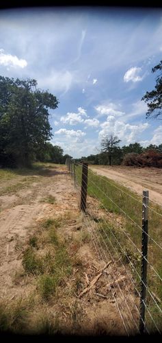 Fences for Rudy's Custom Fence Building in Luling, TX