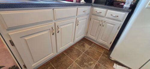 Kitchen and Cabinet Refinishing for Second Chance Painting  in McMinnville, TN