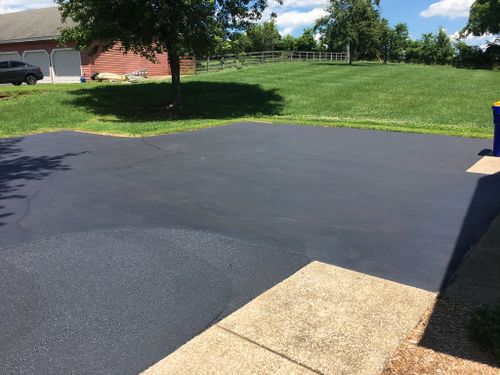 Asphalt sealing and driveway maintenance for B.D. Bowling Enterprise LLC in Bowling Green, Kentucky