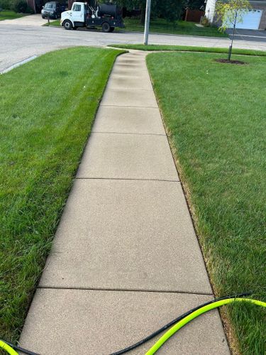 Home Softwash for J&J Power Washing and Gutter Cleaning in Sycamore, IL