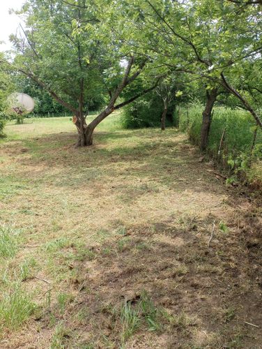 Mowing for Emergency Yard Care LLC in Waxahachie, TX