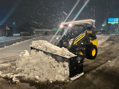 Snow Removal  for Illinois Fence & Outdoors in Kewanee, IL