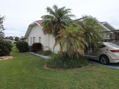 Mowing for Unity Maintenance and More LLC in Englewood, FL