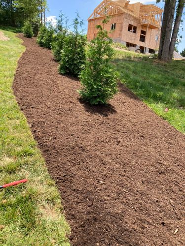 Fall and Spring Clean Up for ULTIMATE LANDSCAPING in Wilkes County, NC