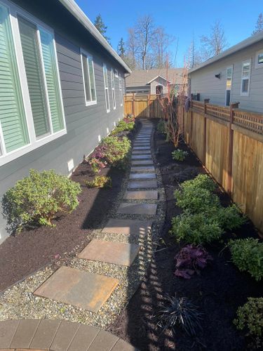 Mulch Installation for Juan Esteban Landscape service LLC  in Bonney Lake, WA