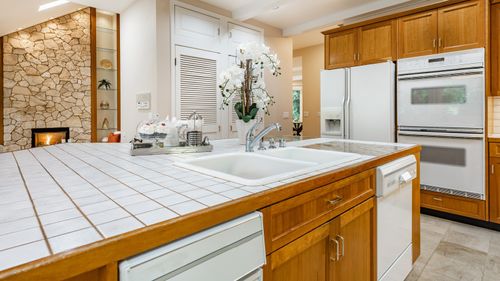 Kitchen Renovation for GT Builders in Henryville, IN