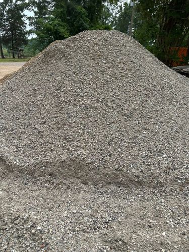 Sand for Tyler Sand Gravel And Excavation in Ben Wheeler, TX